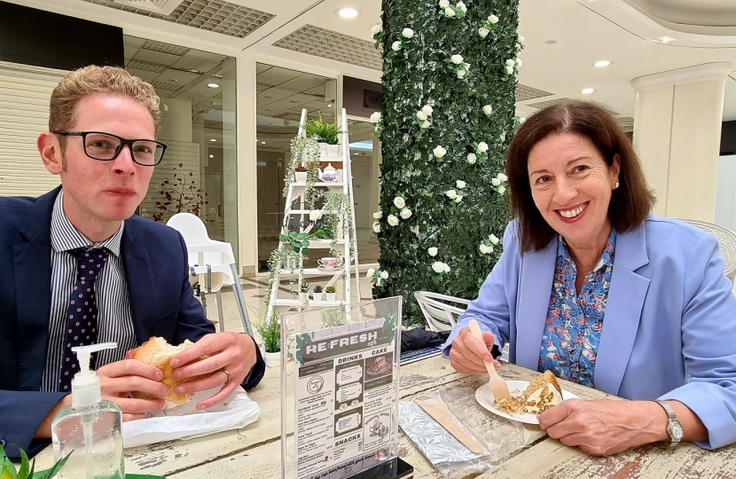 Jo Gideon & Jack Brereton visit Ruff & Ruby Charity