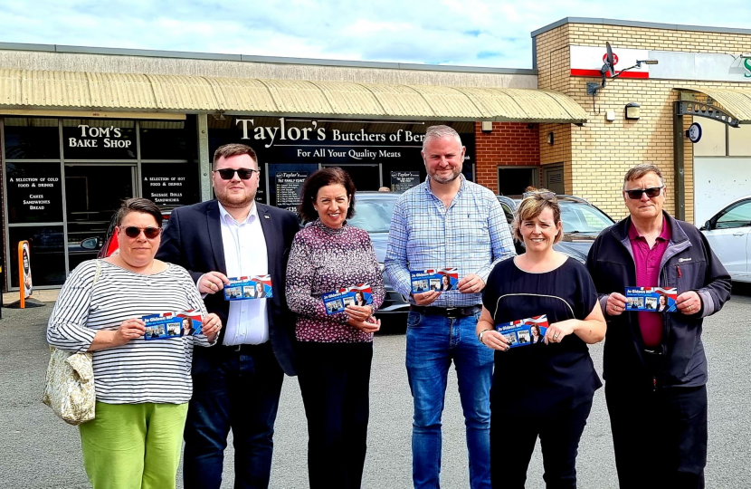 Great to welcome the Chairman of the Conservatives Andrew Stephenson MP to Stoke-on-Trent Central this afternoon where we have been out in Bentilee and Ubberley delivering surveys to hear residents views. It was also great to chat with residents who we saw on the door about the local issues that matter to them!