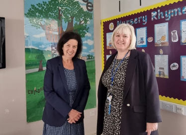 meet with the Thrive at Five charity to hear about the work they are doing with children on the Bentilee estate
